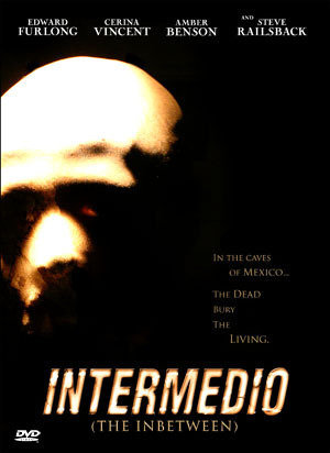 Между мирами / Intermedio (2005)